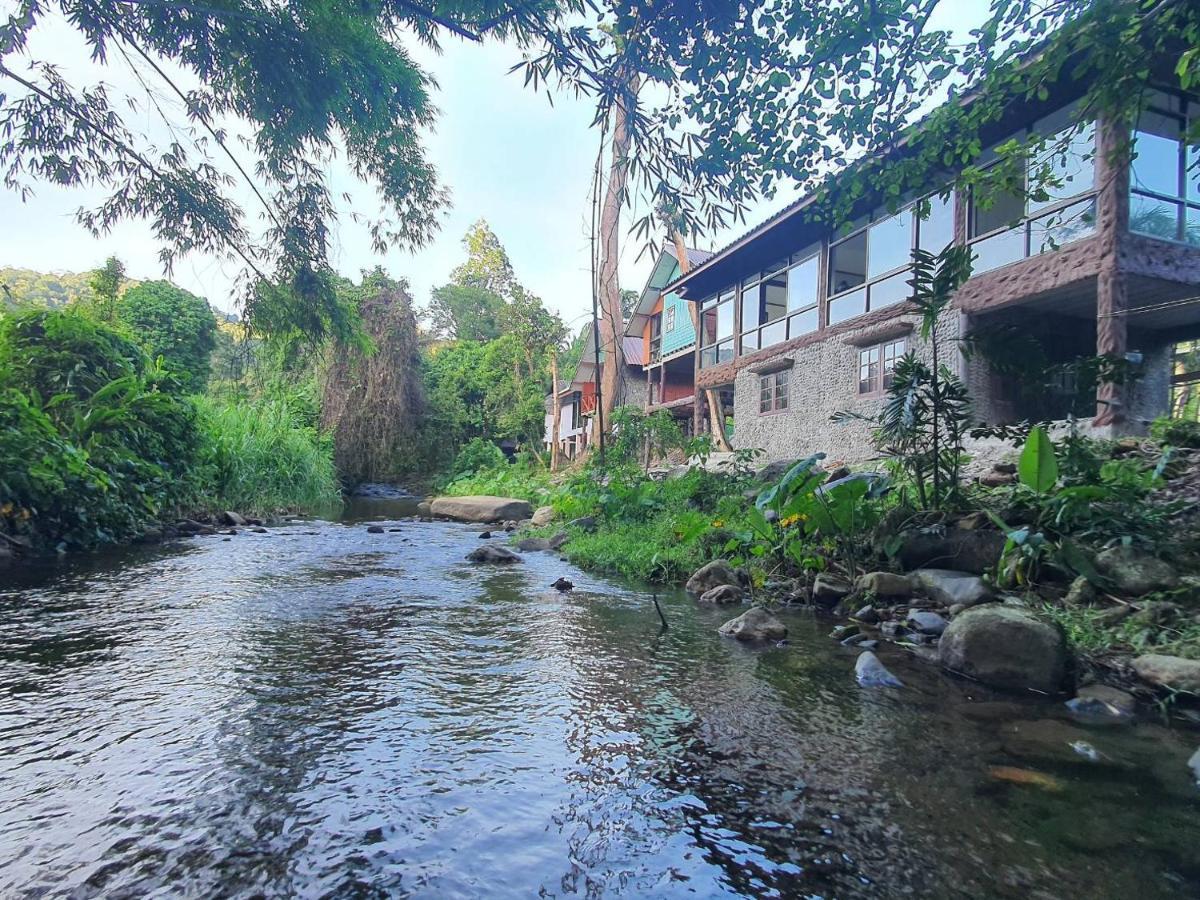 Malulee Khaosok Resort Khao Sok National Park ภายนอก รูปภาพ